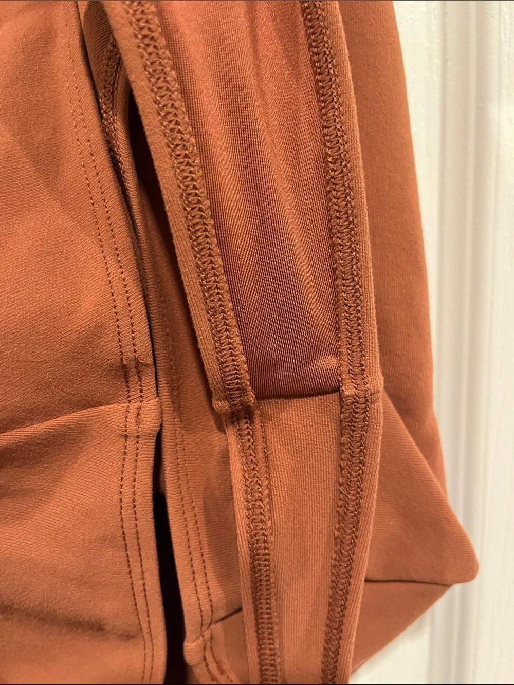 ALO Yoga *Rust* SleekBack Bodysuit size L